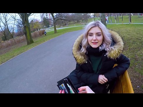 ❤️ Nilulon ang mainit na cum ng isang estranghero para sa pera - blowjob sa parke ni Eva Elfie ☑ Mahirap na porn sa amin ❤
